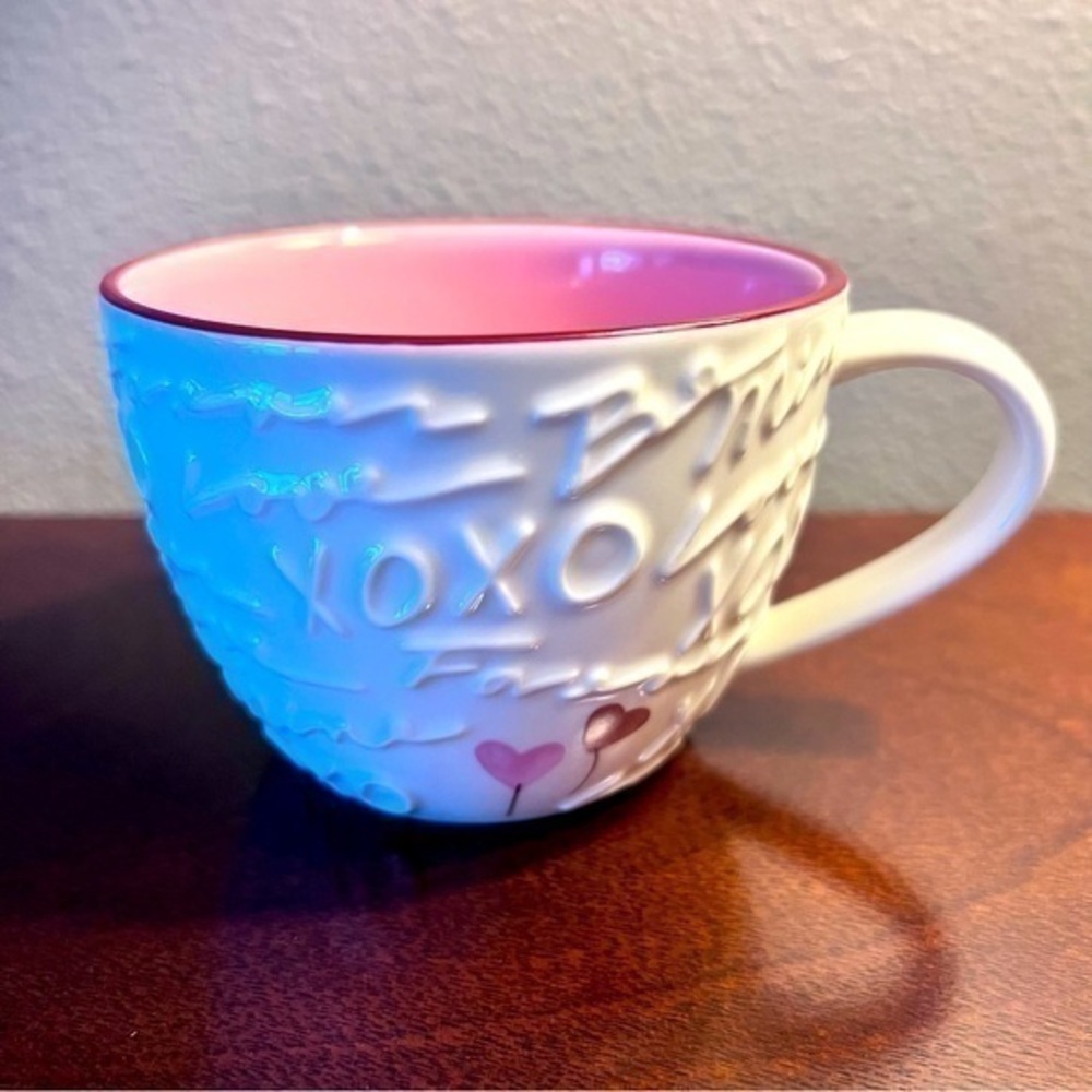 💙Starbucks 2007 12 oz. Valentine’s Day coffee cup